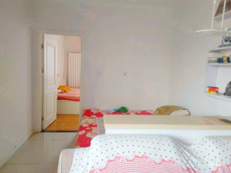 新港街 电梯房 医疗配套成熟 近地铁 出行方便 商业配套成熟,华亭公寓