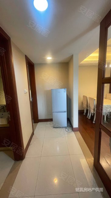 宁波房产网>宁波二手房>江北二手房>白沙二手房>雅戈尔湖景花园>366