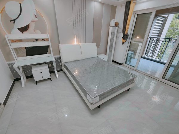 高新区马涧金科天籁城(西区)金科天籁城 电梯房朝南一室 近马涧商业街