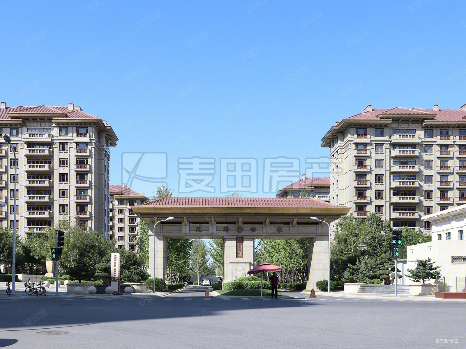 楼龄新 精装修,泛海世家西府二手房,6500万,4室2厅,4卫,372平米-北京