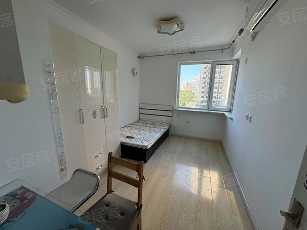 沈阳大东东站国瑞城国瑞城 精装一室 位置好 可拎包入住 随时看房出租