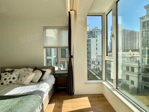 上海普陀长寿路西部俊园本人实拍,武宁路地铁口中控加地暖花园住宅