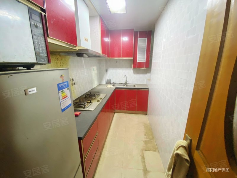 浦东 曹路精装大两房带基装随时看房近地铁业主诚心双南向,星纳家园