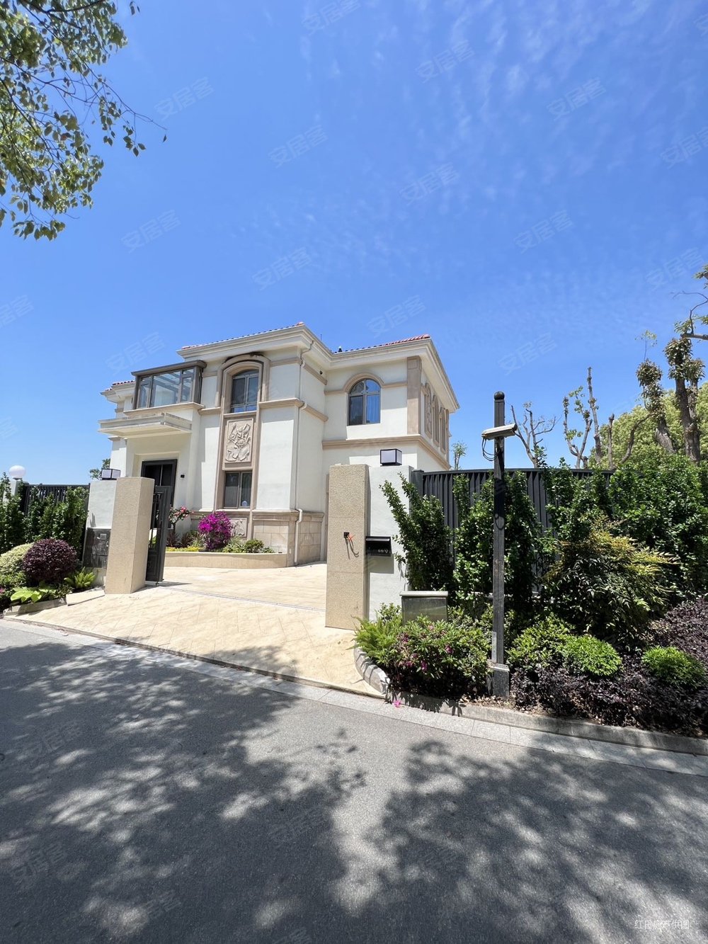 香水湾 千w豪装别墅  一天未入住 临大河位置 移民急抛