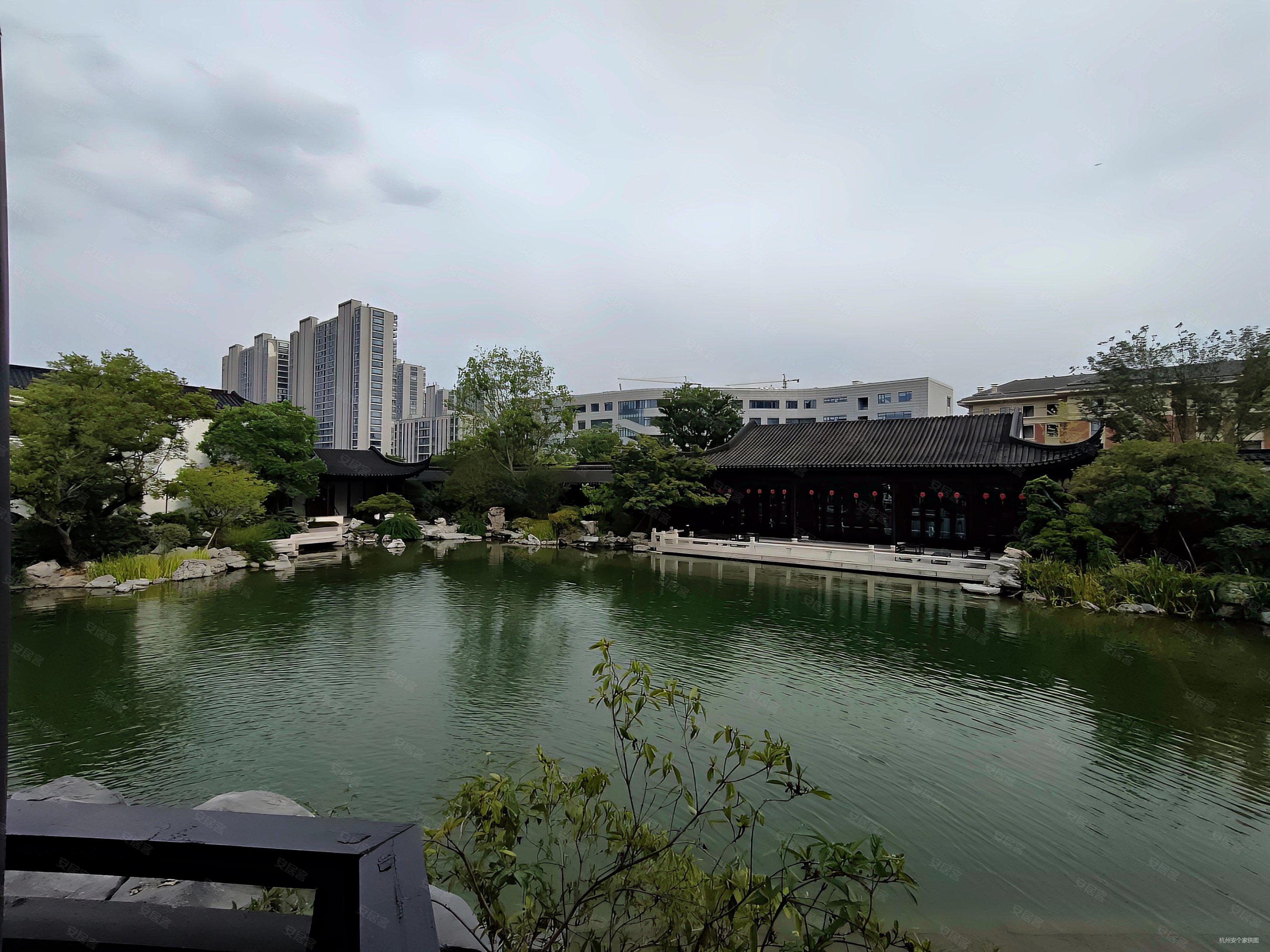 九龙仓雍景山公寓住宅