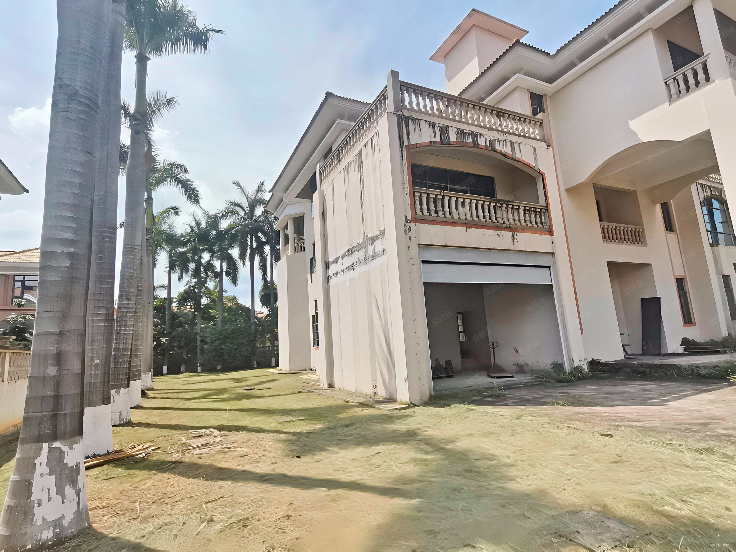 大独栋别墅东南向位置花园880方,雅图奥园二手房,2500万,8室3厅,5卫