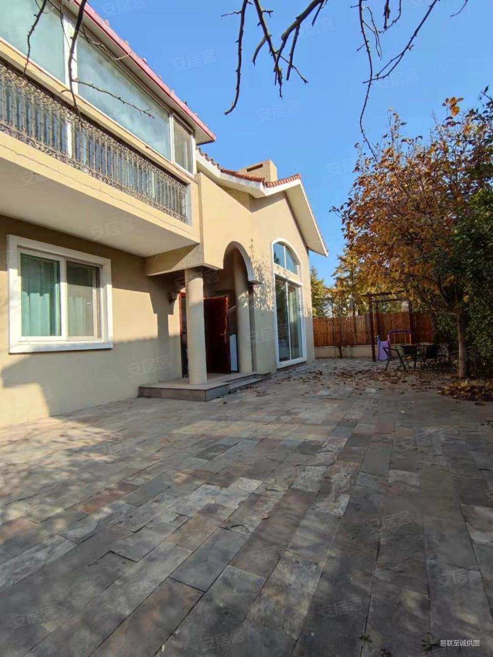 嘉浩独栋别墅独门独院500平四重庭院单排前后无遮挡