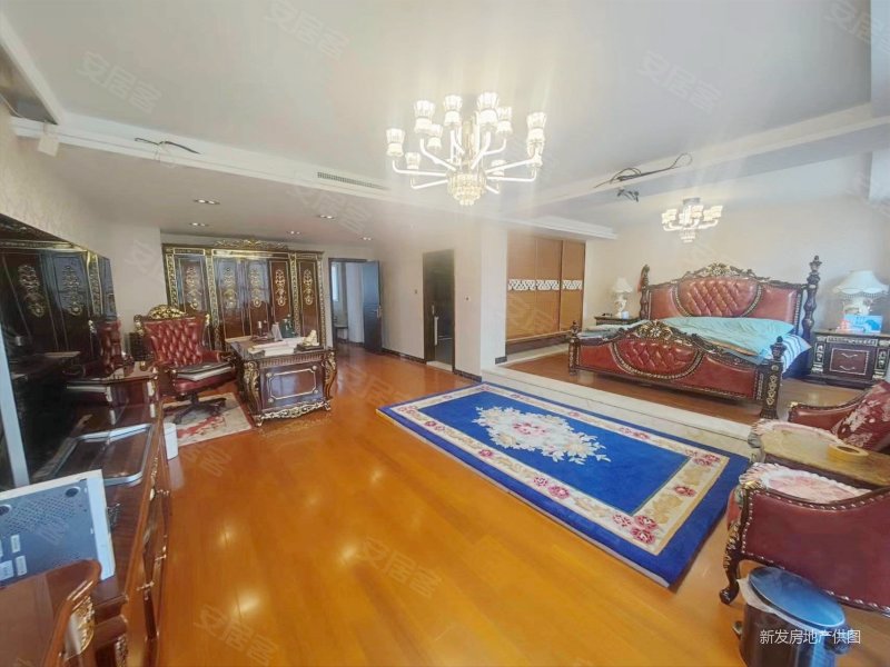 鸿城国际花园别墅 豪华装修 东岭南街 南北 8室4厅5卫