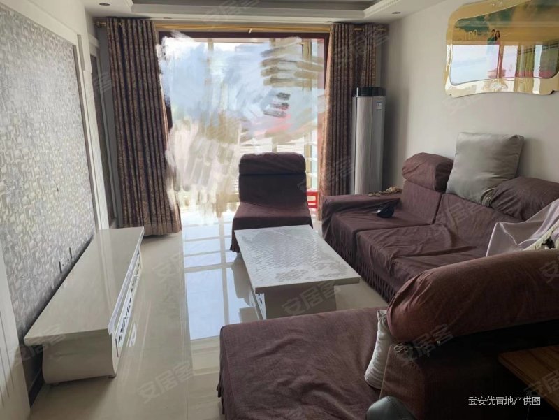 雅园新村电梯洋房两室带储藏间