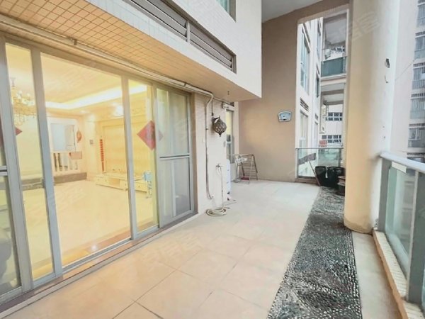 【多图】鸿荣源禧园,沙井租房,房东刚刚挂牌,精装修装修5室,家电全新