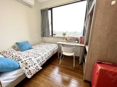 深圳龙岗坂田10号线 坂田北地铁站 实拍单间 视野无遮挡 拎包入住出租房源真实图片