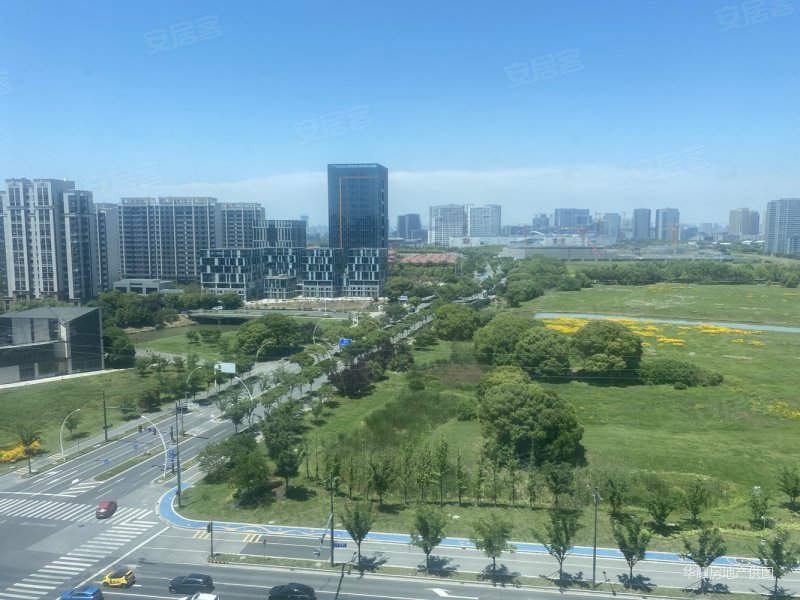 龙湖星悦荟 南北通透 双卫生间 小区新 带电梯