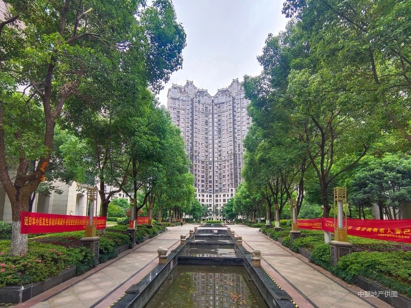 和平盛世板楼商业配套齐全大两房满五南北通透