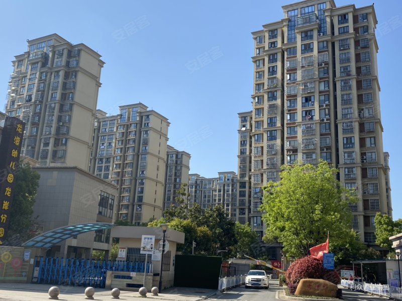 龙岸花园祥和苑3室1厅1卫87㎡南北72万