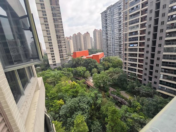 珠海香洲新香洲中珠九悦中珠九悦单位全新精装南北通4房3卫,随时看房