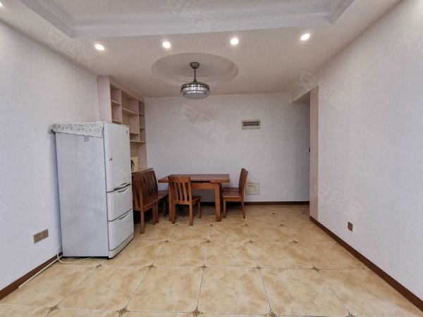 【多图】煌华晶萃城,观音桥租房,观音桥(步行街!大两房!近轻轨)安静!