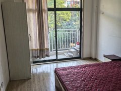 龙口南山丁冇街世纪花园三期步梯二楼一室一厅靠近裕龙班车点出租房源真实图片