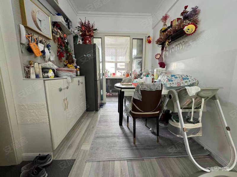 福居家园封闭小区三楼精装修婚房近市场难得好房