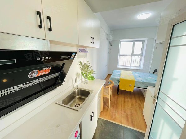 济南历城全福鹊华天禧(商住楼)鹊华天禧精装单身公寓 家具家电齐全