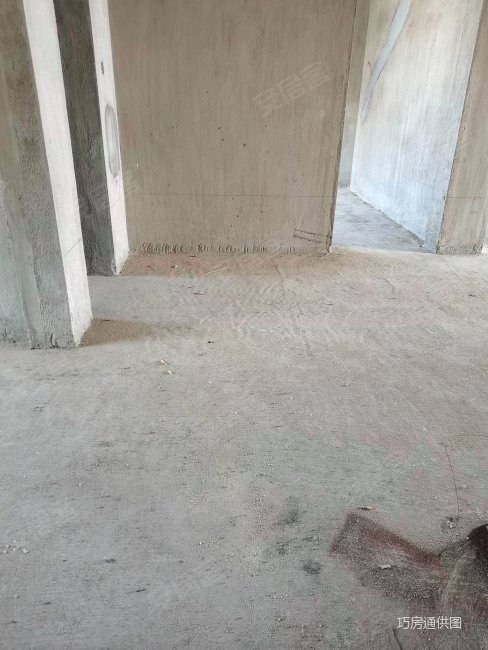 星洲国际 高楼层视野好 楼龄新 刚需小三居 医疗配套成熟