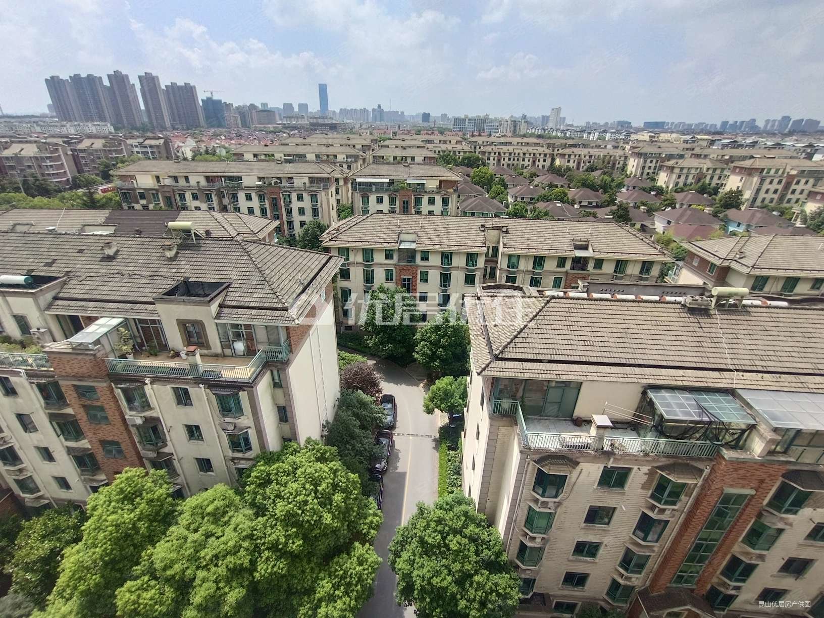 新港湾复式中楼层精装大三房可改四