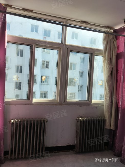 秦皇小区平台上2楼53平 两室朝阳仅售35万可议老本  下房