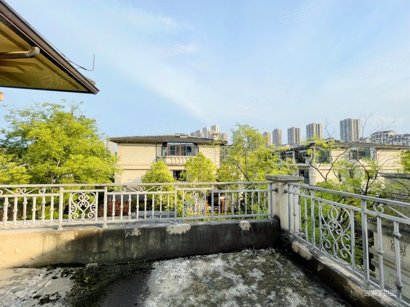 龙湖两江新宸旭宸