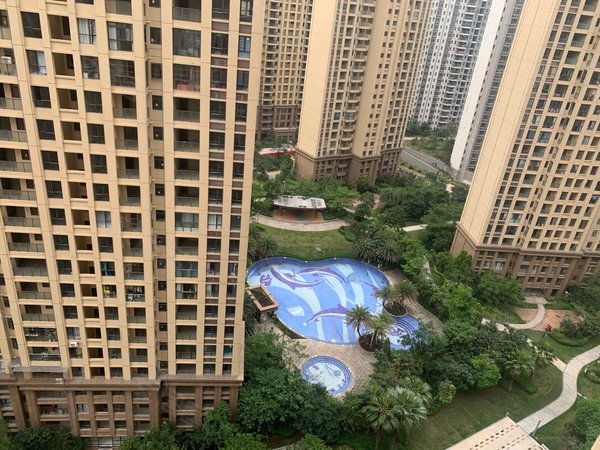 惠州大亚湾澳头海景城海景城临近沃尔玛 出门即到滨海公园 24小时安保