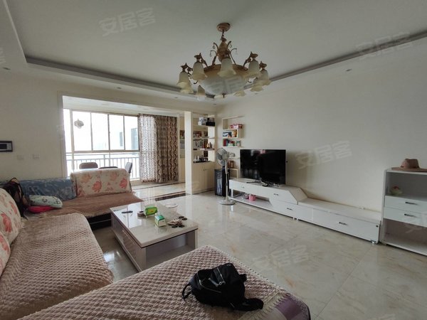 弥勒九号路庆来公园宏华苑市中心,生活方便,精装修拎包入住,南北通透,1700元每月出租房源真实图片