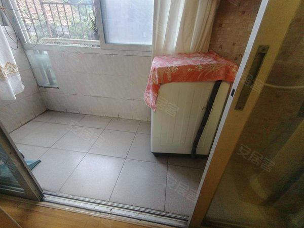 深圳布吉丽湖丽湖花园便宜的小区花园房,环境好,停车方便,拎包入住