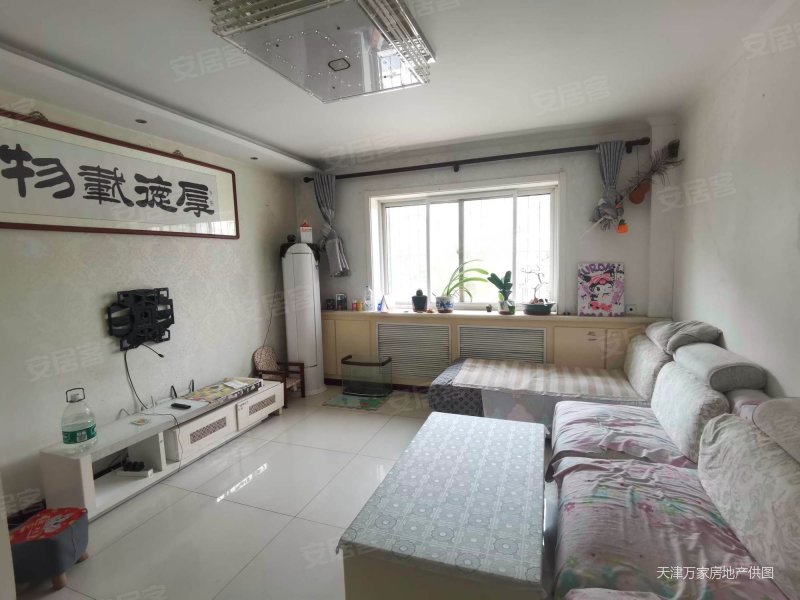 龙居花园二区 商圈成熟 满五 产权清晰 正南朝向 大两居大寺