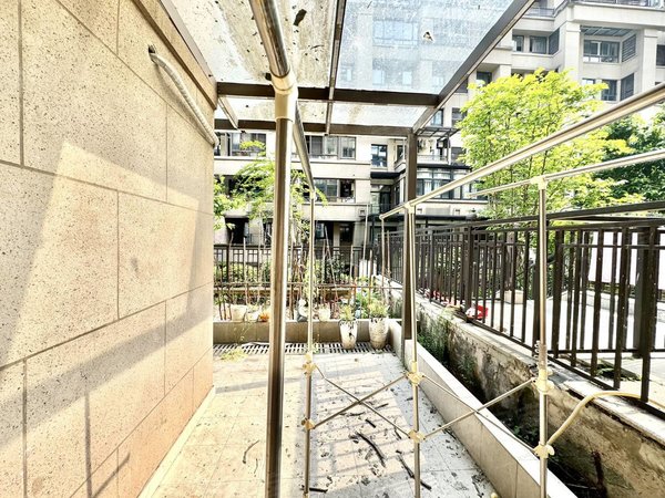 【多图】协信城立方揽院,大学城租房,协信揽院带花园 带地下室的四房