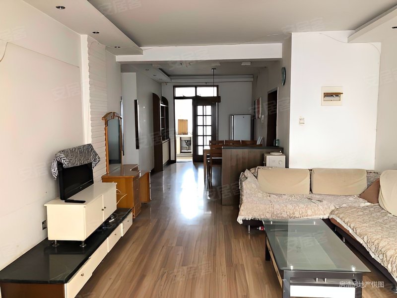 帝湖花园米兰城3室2厅2卫140㎡南北175万