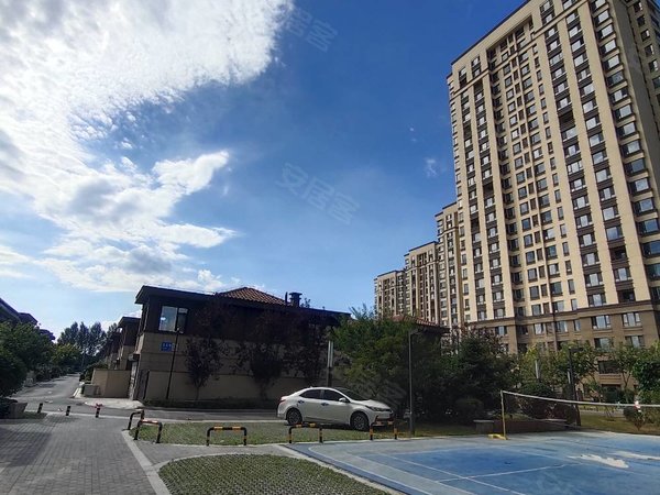 沈阳沈北新区辉山富力星月湾星月湾小区环境优美交通便利出租房源真实