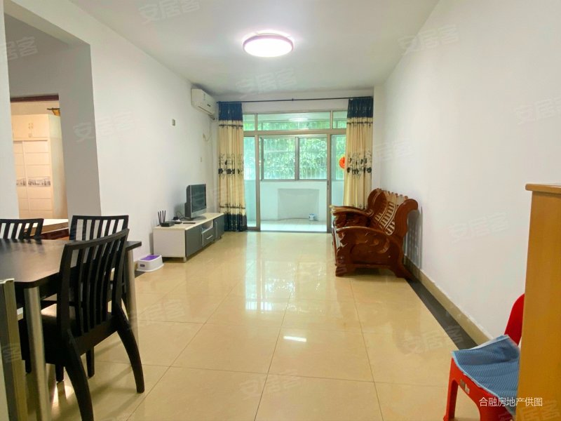 拱北口岸花苑新村电梯南向两房中层