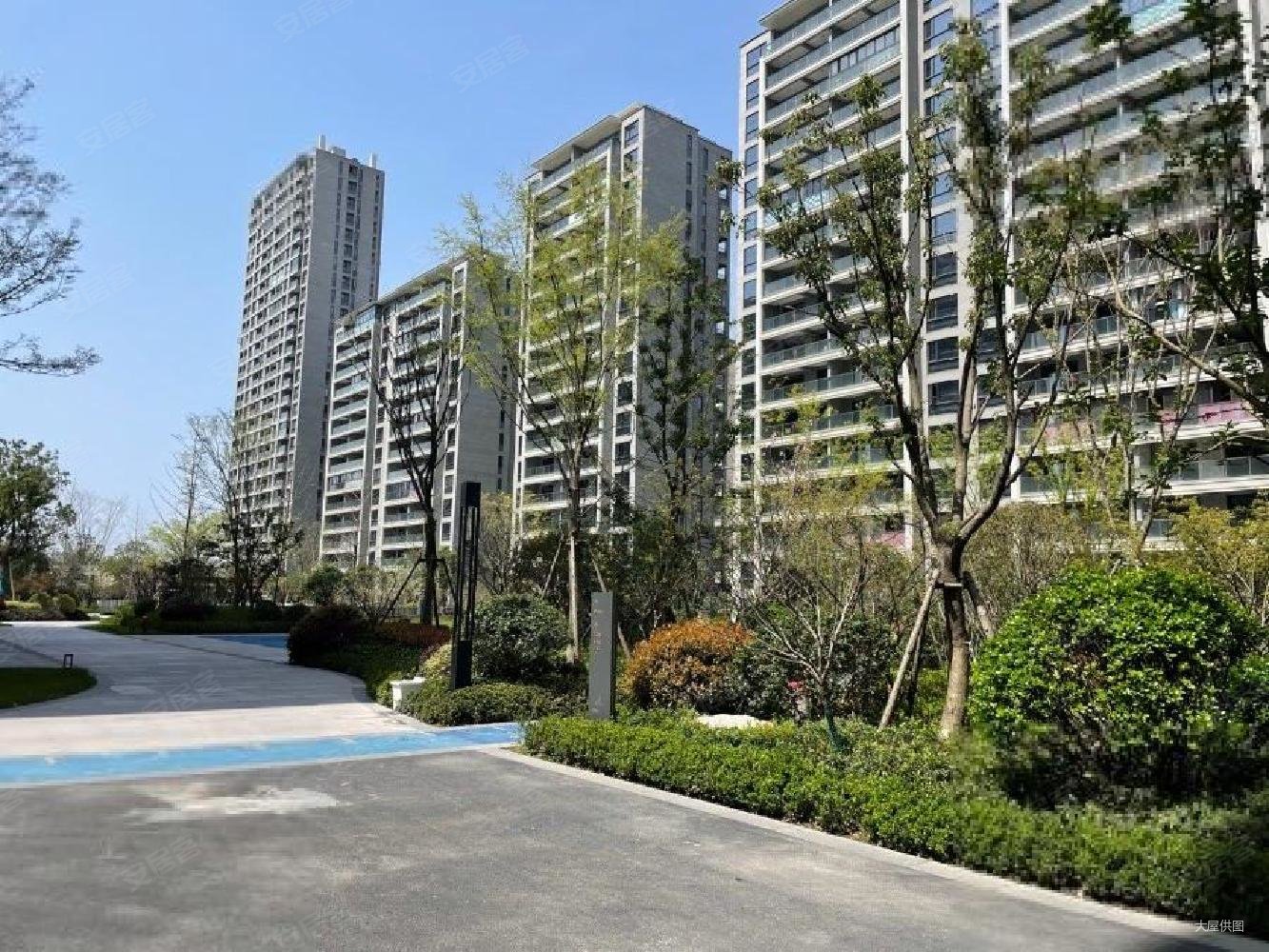 青山湖南保亿风景未来城60万包税