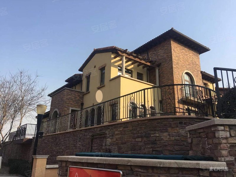 远洋傲北(别墅)5室3厅5卫499.23㎡南北1540万