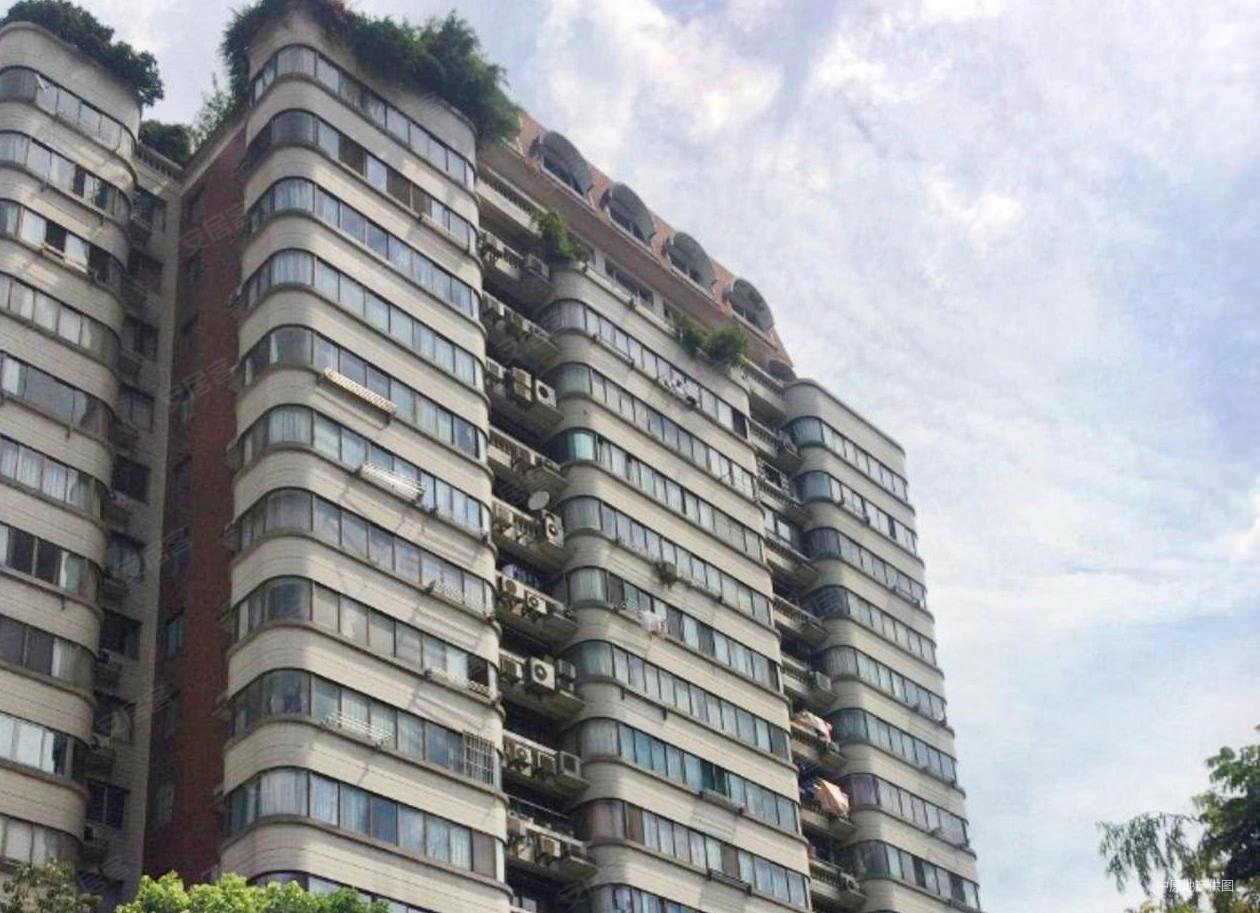 嘉御庭(一期)3室2厅2卫180.39㎡南北3800万