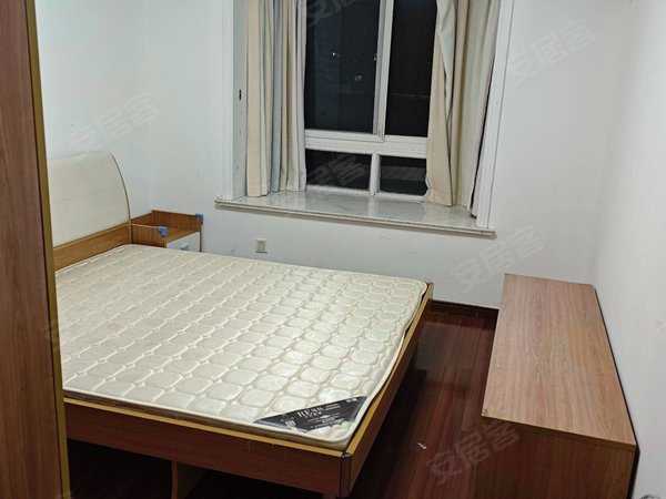 上海杨浦中原世和园精装修电梯两房,户型好,看房有钥匙出租房源真实