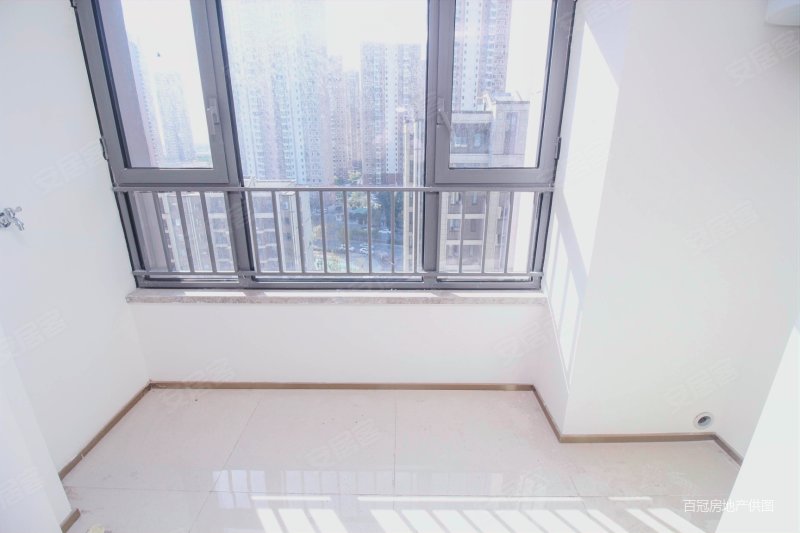 满五 楼层好,合景领峰领尚园二手房,160万,3室2厅,1卫,97平米-天津