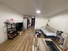 青岛城阳流亭流亭地铁口新出电梯暖气房精装拎包入住出租房源真实图片