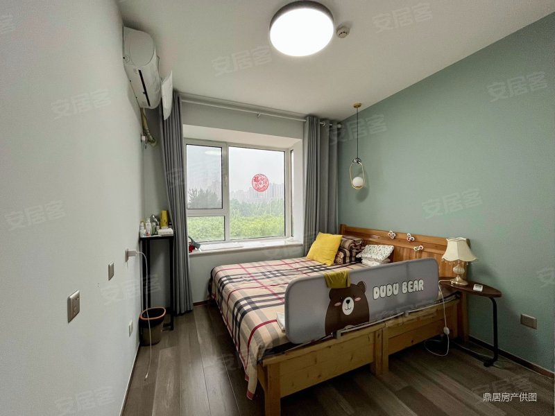 30小20中 中建和悦国际 94平85万带家具家电带平面车位