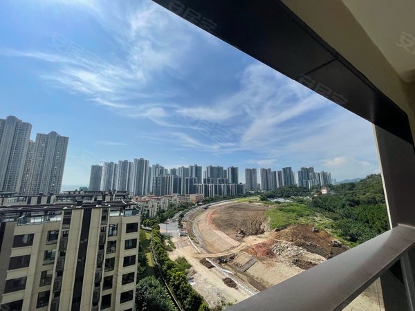 珠海高新区唐家湾仁恒滨海半岛(五期)仁恒五期精装3房,房型好房子全新