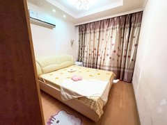 重庆南岸南坪自租 3号线  万达协信在门口 可以长租 短租 近南坪站。出租房源真实图片