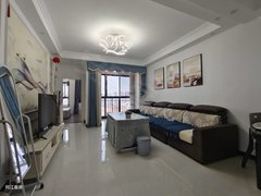 清镇城区东门桥广大城奥特莱斯旁边  2室2厅1卫1厨  家具家电齐全拎包入出租房源真实图片