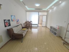 五洲红木家具武昌实验学校旁 一室一厅配套齐全 拎包入住