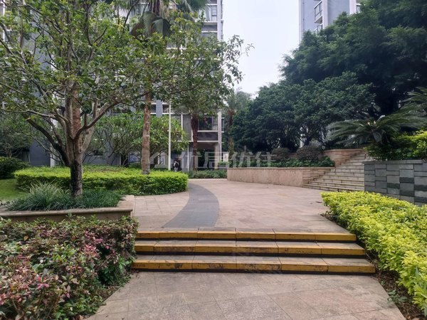 南宁青秀柳沙半岛东岸精装单间配套出租,家电家具配齐,拧包入住,租