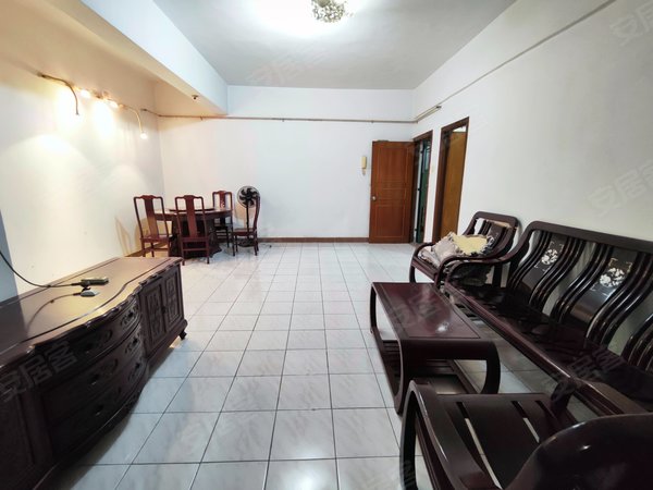 东莞樟木头樟木头中心区龙都花园大润发对面 龙都花园 3室2厅2卫 93平