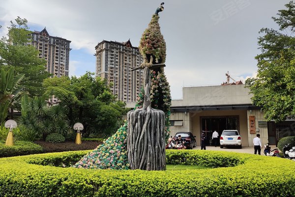 雅居乐西双林语