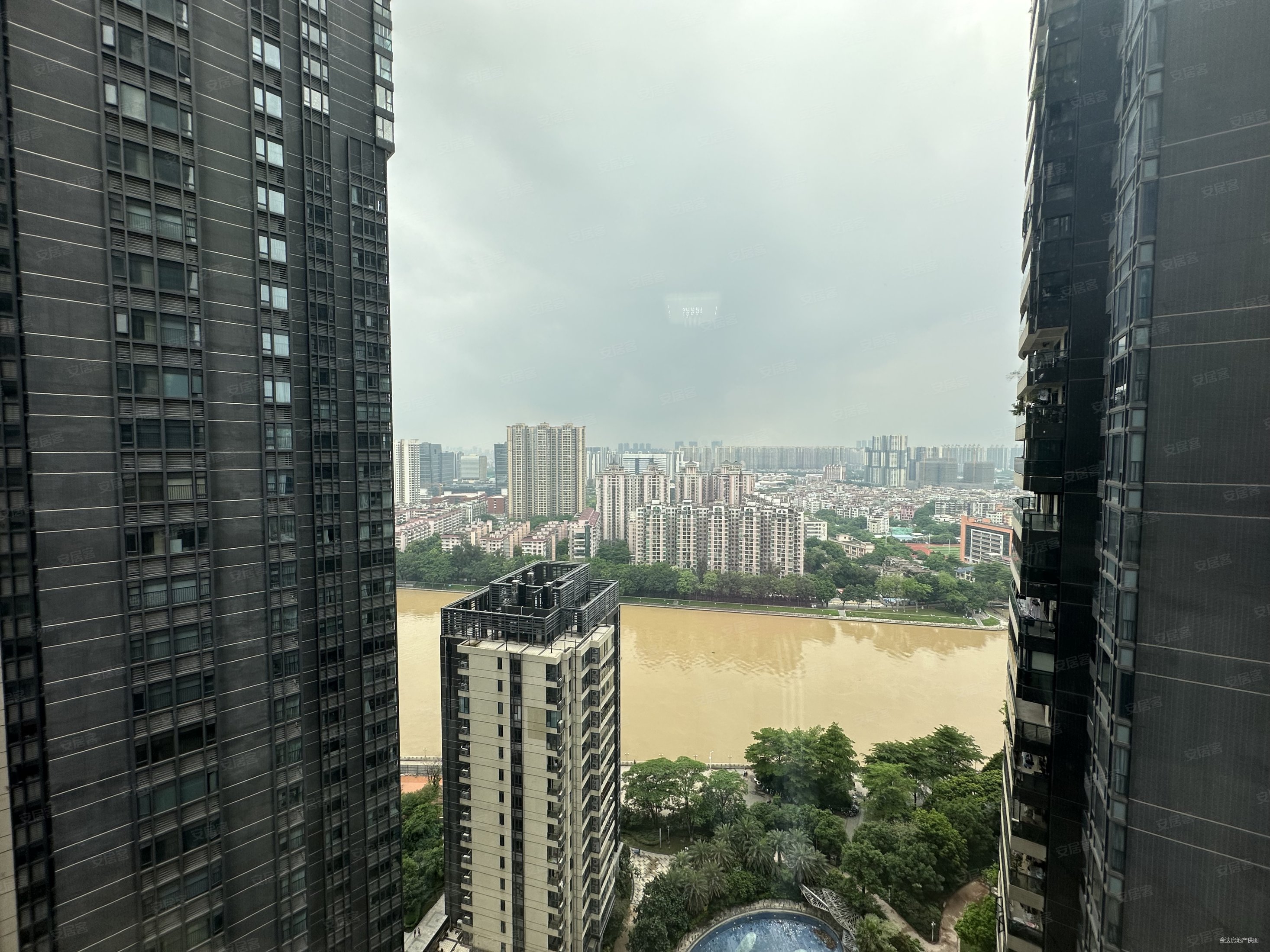 广州房产网>广州二手房>荔湾二手房>南岸二手房>金众西关海>